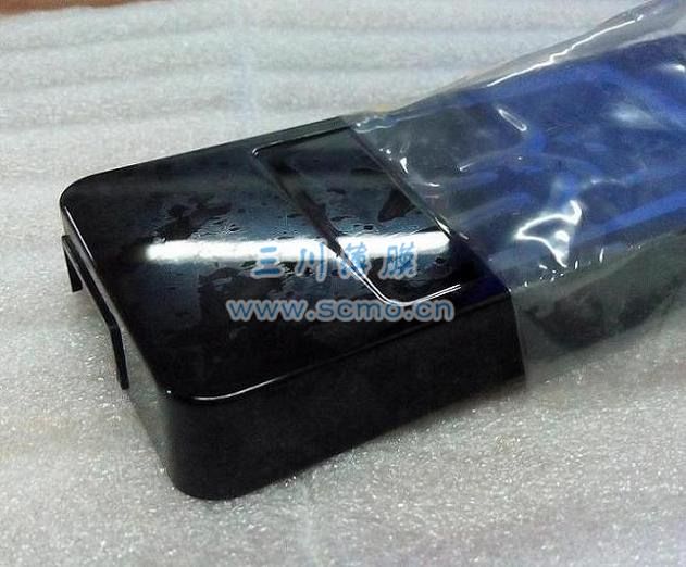 黑色高光產品表面殘膠